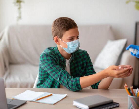 Дезинфекция в школах